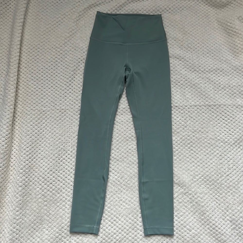 Lululemon Wunder Train